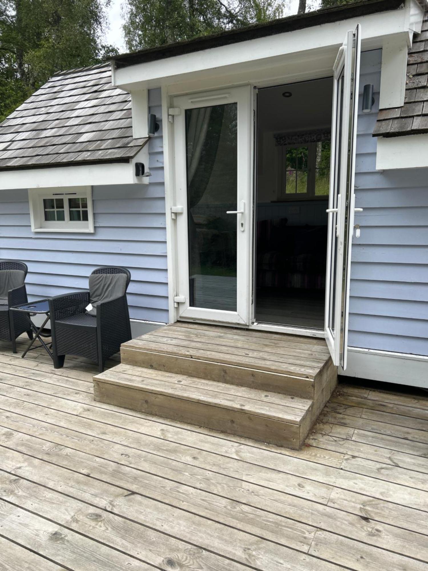 1Lochness Glam Lodges Inverness Exteriör bild