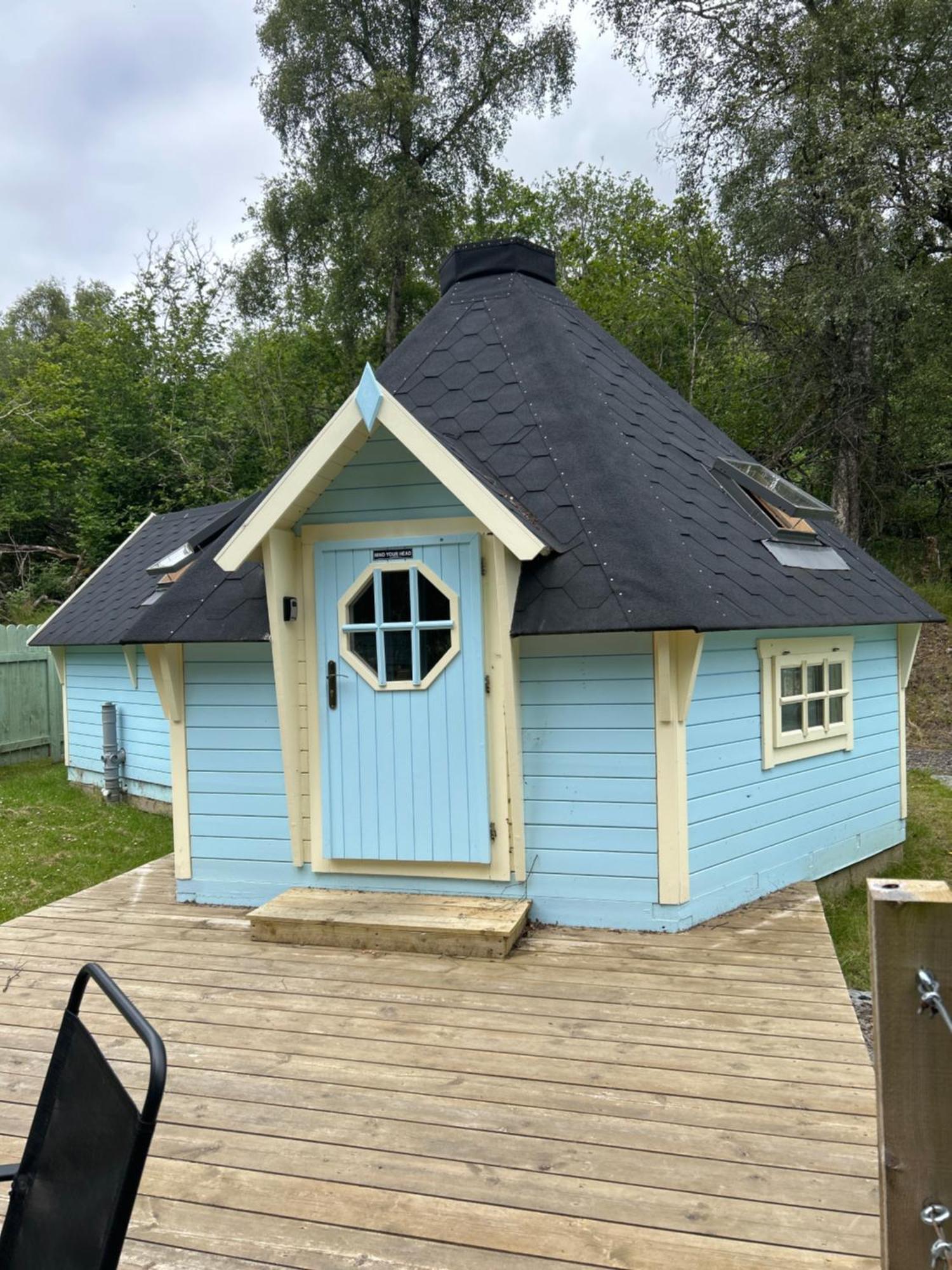 1Lochness Glam Lodges Inverness Exteriör bild